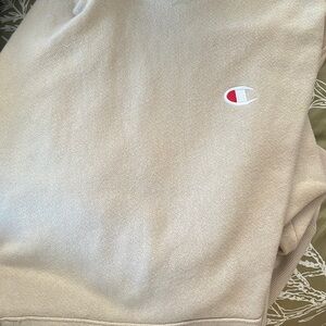 Men’s champion sweatshirt